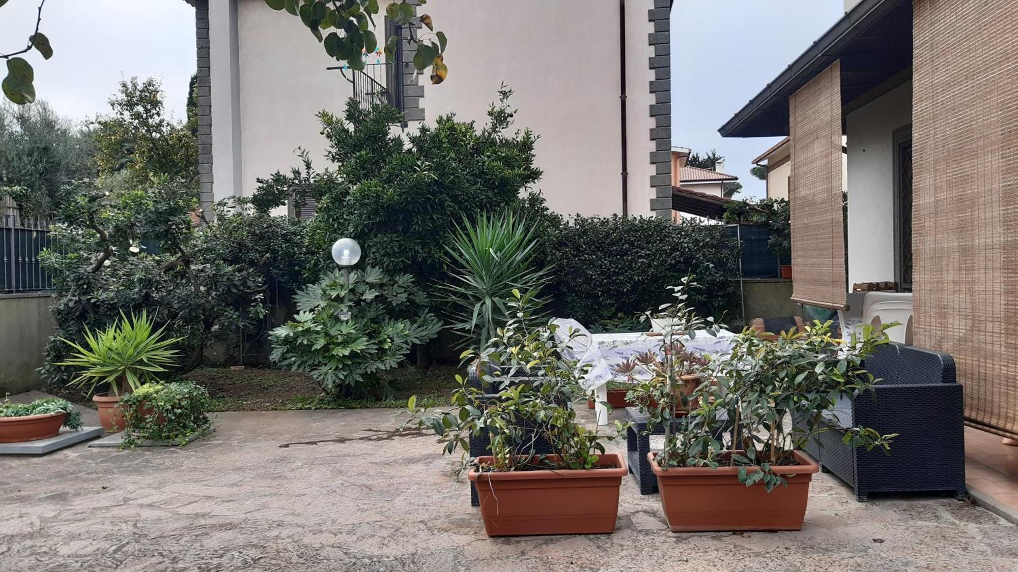 Fabiola B & B Marino Bagian luar foto
